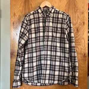 Todd Snyder light weight shirt. Size medium. Worn only a couple times.